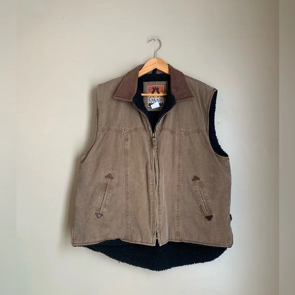 Kakadu Traders Australia Vest Brown Canvas Sherpa Lined  Leather Collar